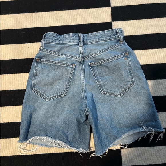 Madewell Baggy Jean Short - Picture 3 of 3